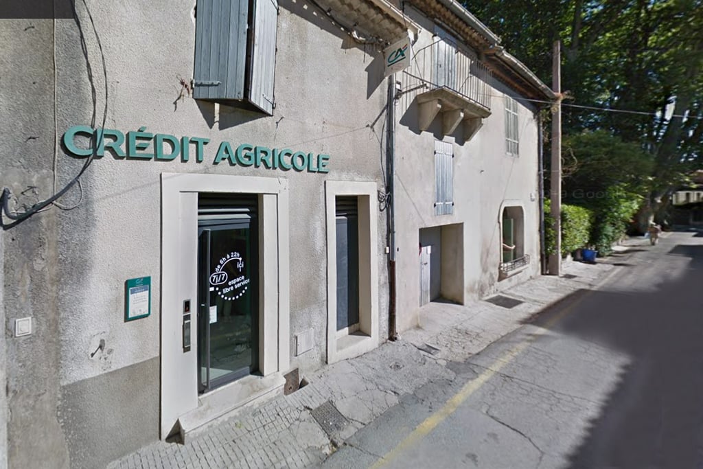 Vaucluse : Des malfaiteurs font exploser un distributeur de billets et s'emparent de 100 000 €