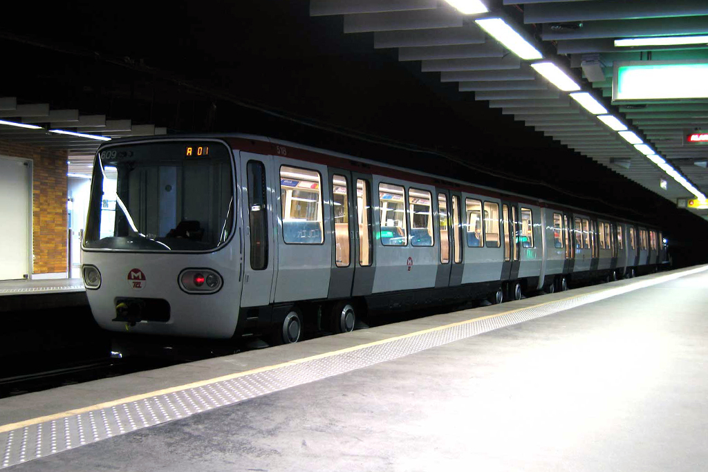 Lyon : Un homme de 38 ans meurt électrocuté en traversant les rails du métro à la station Perrache