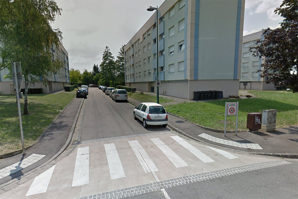Metz : Un enfant de 5 ans renversé par une voiture est dans un état grave, le conducteur recherché