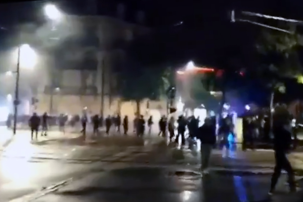 Dijon : Des dizaines d'hommes armés se rassemblent en centre-ville pour en découdre durant la nuit