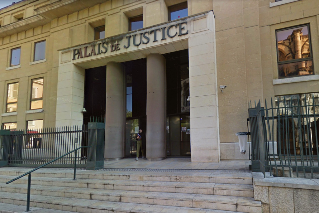 Nîmes : L’homme armé qui s’est suicidé dans le palais de justice recherchait «des magistrats mafieux»