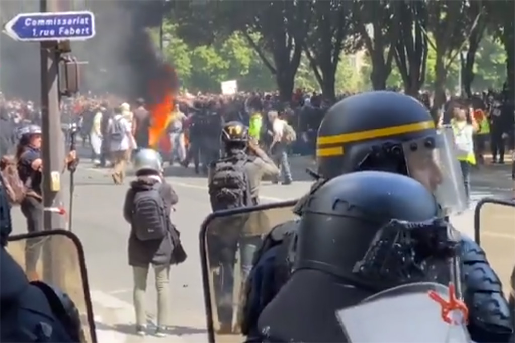 Paris : Violents incidents durant la manifestation du personnel soignant, au moins 16 interpellations