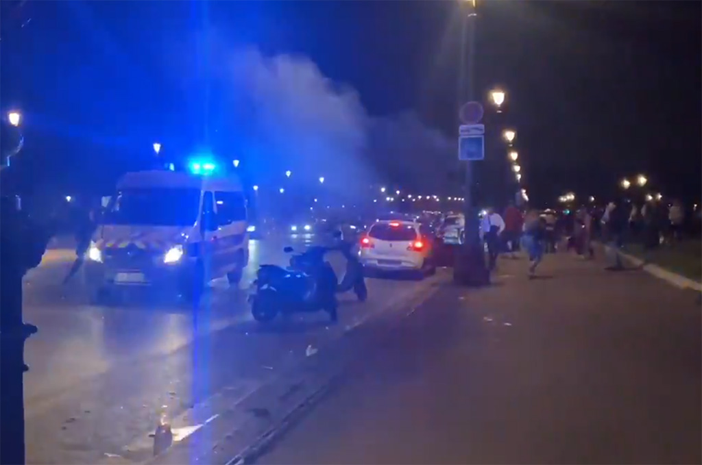 Fête de la musique à Paris : les policiers visés par des jets de projectiles aux Invalides, 3 interpellations