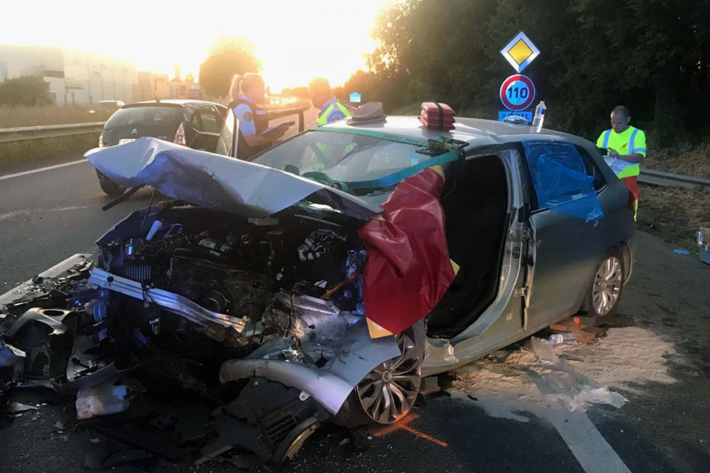 Ille-et-Vilaine : Un automobiliste à contresens sur la RN12 provoque un accident, un mort et 2 blessés