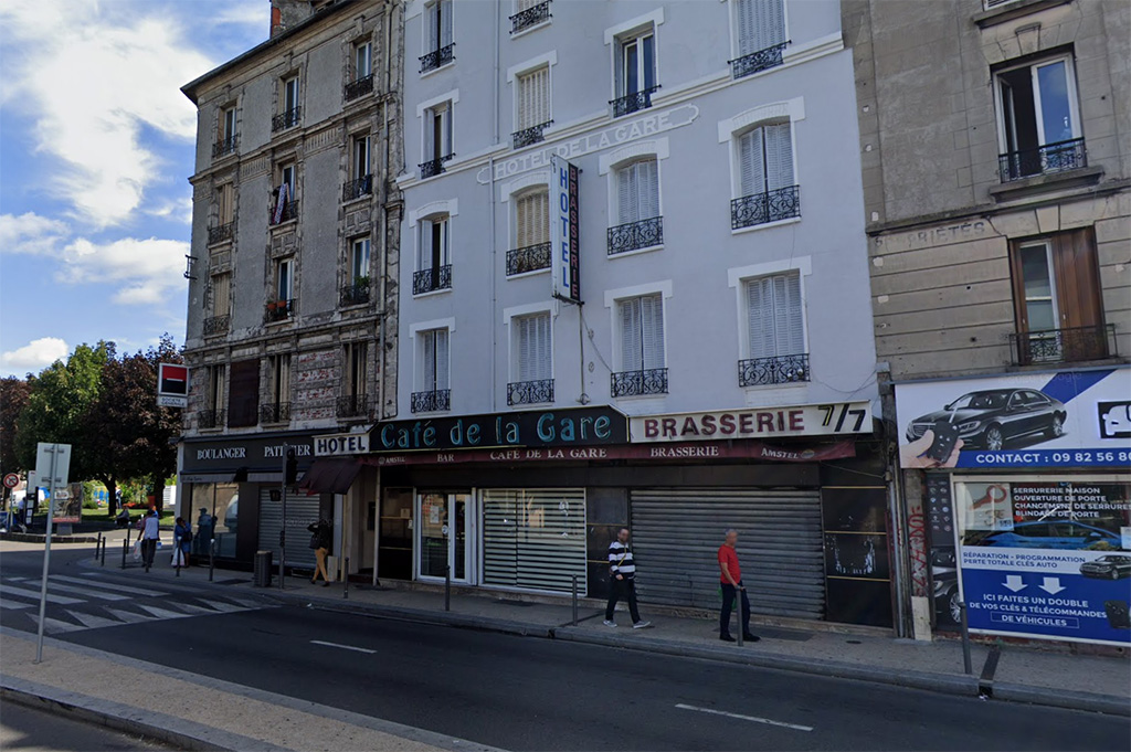 Val-de-Marne : Des policiers frappés et victimes d'insultes racistes par un couple qui refusait de quitter sa chambre d'hôtel
