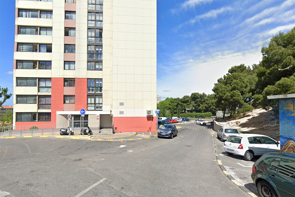 Marseille : Un homme poignardé à mort au thorax, un adolescent de 15 ans en garde à vue