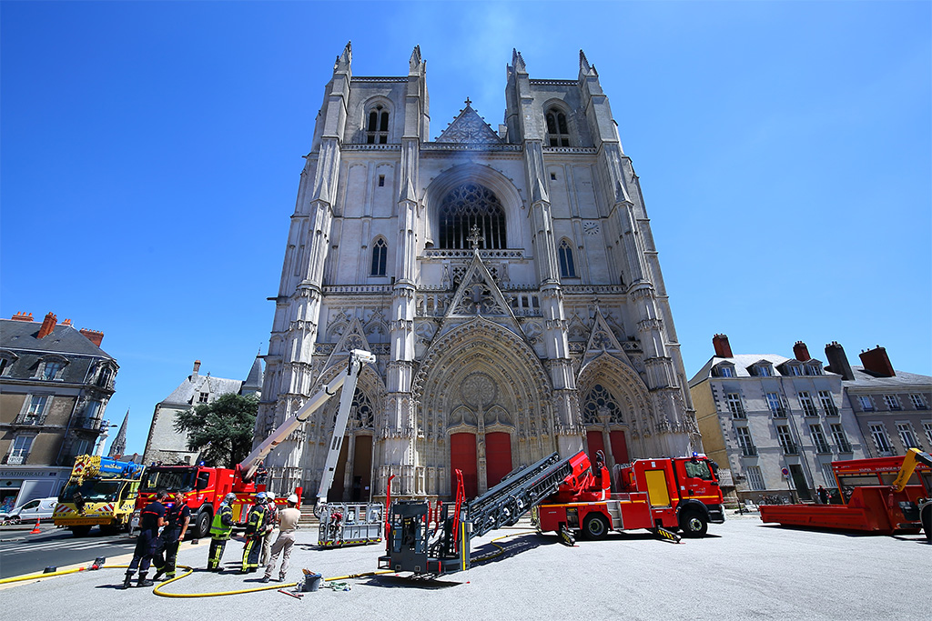 Nantes : L'homme accusé d'avoir incendié la cathédrale faisait l’objet d’une obligation de quitter le territoire français
