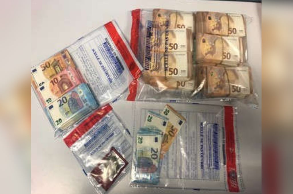 Trafic de stupéfiants à Villeurbanne : du cannabis, de la cocaïne et plus de 125 000€ saisis, 8 interpellations