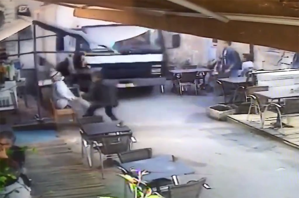 Gironde : Au volant d'un camion, elle renverse la terrasse d'un restaurant au cœur de la citadelle de Blaye