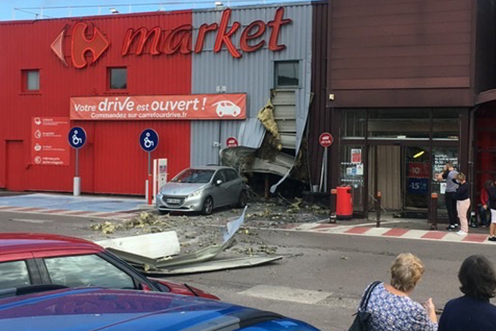 Yvelines : Un distributeur de billets attaqué à l’explosif dans une supérette, des clients blessés