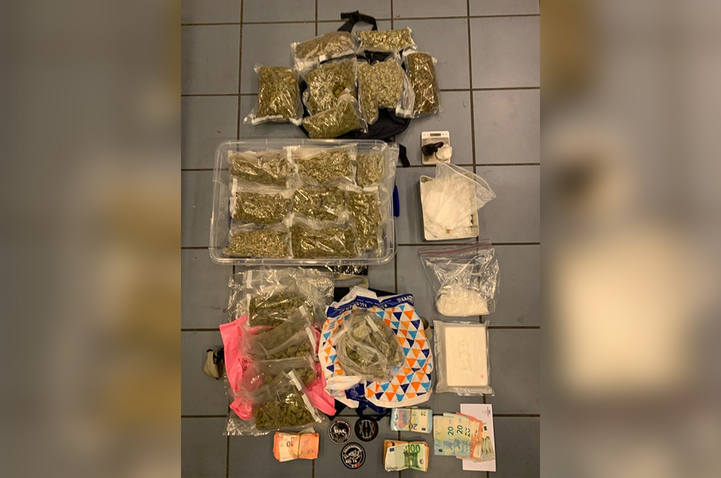 Paris : Un dealer écroué après des semaines d'enquête, 1,32 kg de cocaïne, 3,75 kg de cannabis et 11 000 € saisis