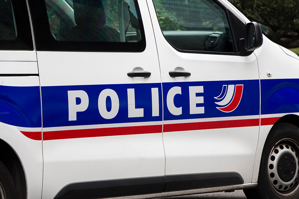 Une femme tuée à coups de couteau près de Rouen, son compagnon interpellé