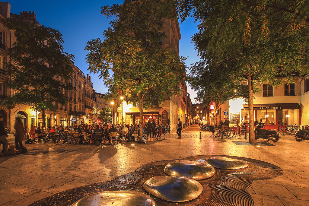 Coronavirus : Rassemblements, bars, restaurants... De nouvelles mesures restrictives à Bordeaux