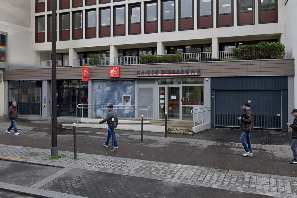 Paris : Un homme braqué dans une banque par deux individus armés se fait dérober 175 000€ en liquide