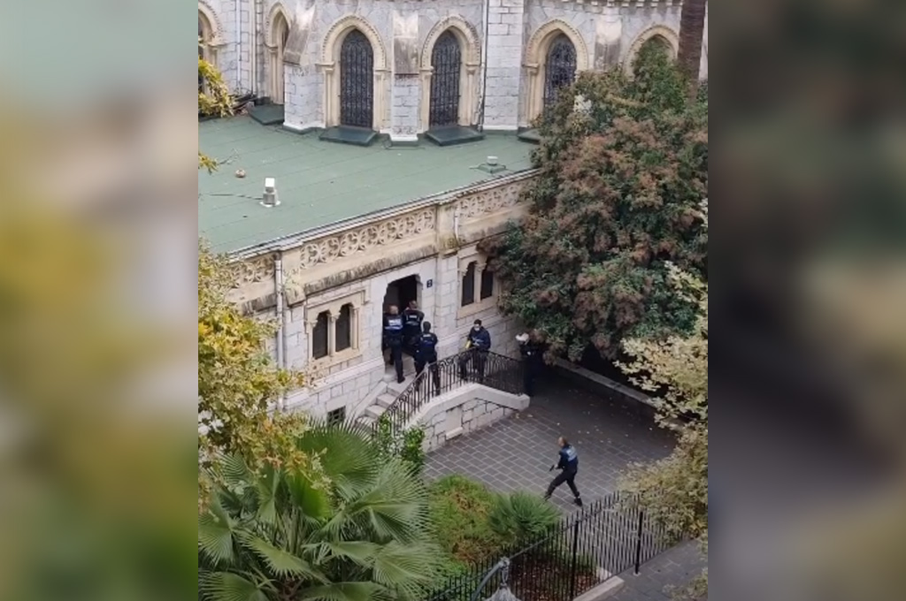 Attentat de la Basilique de Nice : les images de l'intervention des policiers qui ont neutralisé le terroriste
