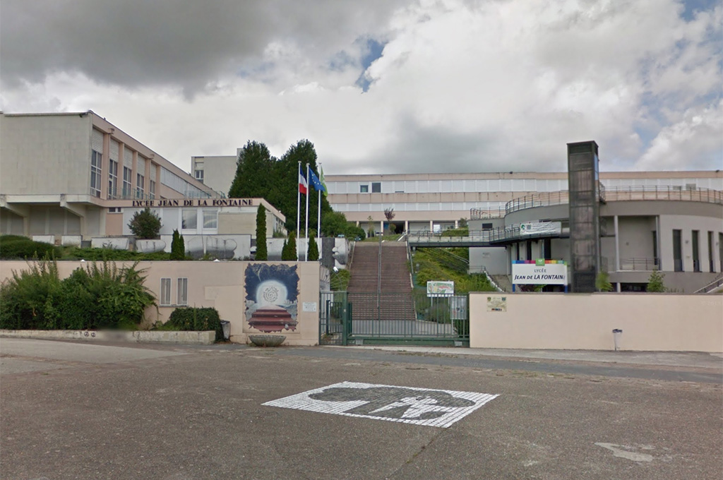 Aisne : Poignardé à deux reprises devant son lycée alors qu'il défend sa petite amie harcelée