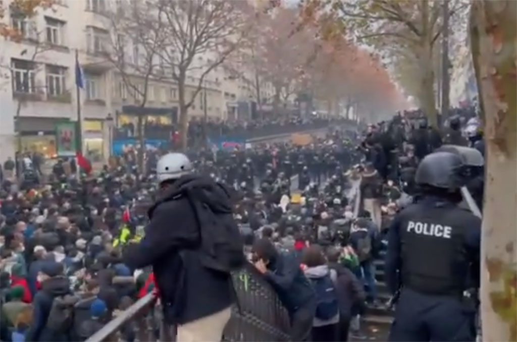 Loi sécurité globale : 26 417 manifestants en France et plus de 140 interpellations à Paris