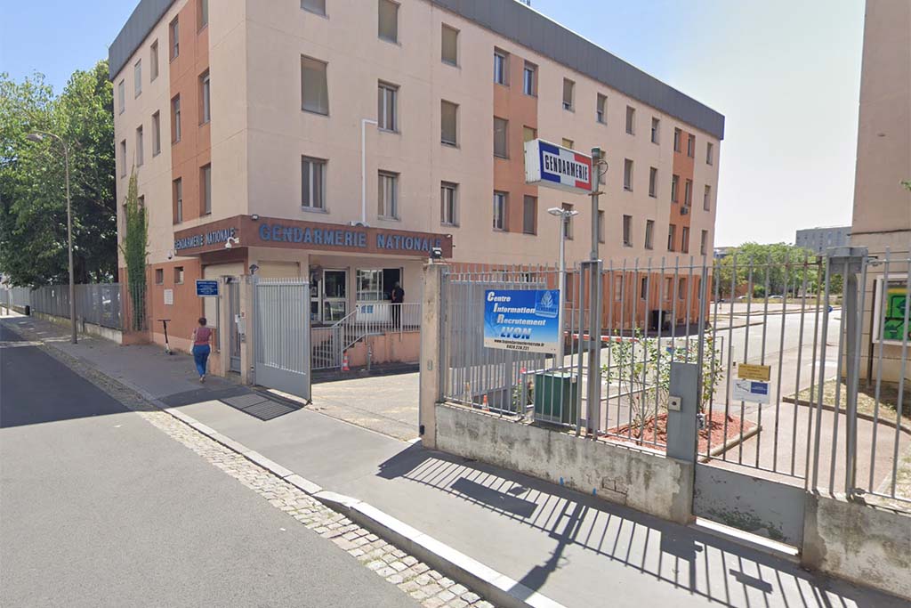 Deux gendarmes se suicident à Lyon et à Toulouse
