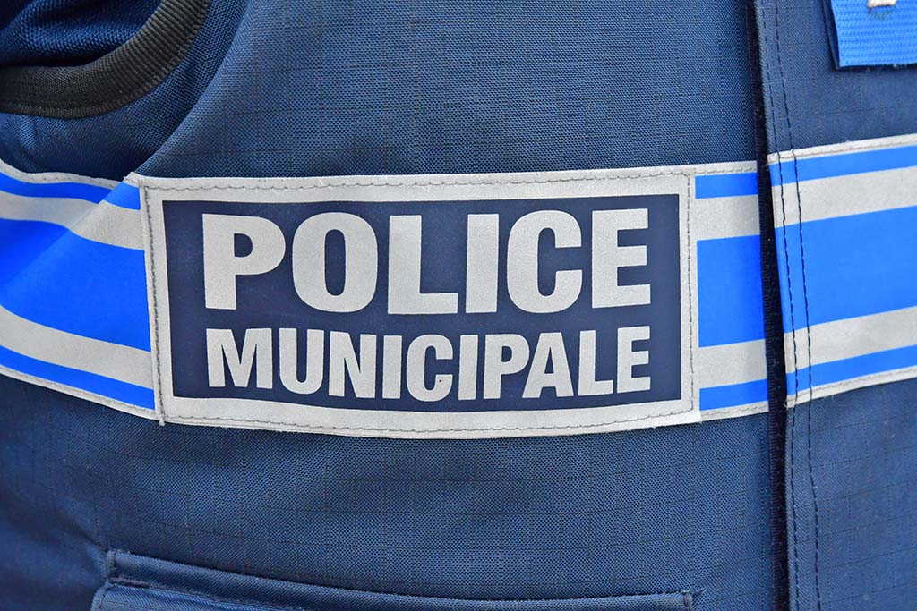 Colmar : Trois policiers frappés et blessés par un adolescent lors d'un contrôle routier