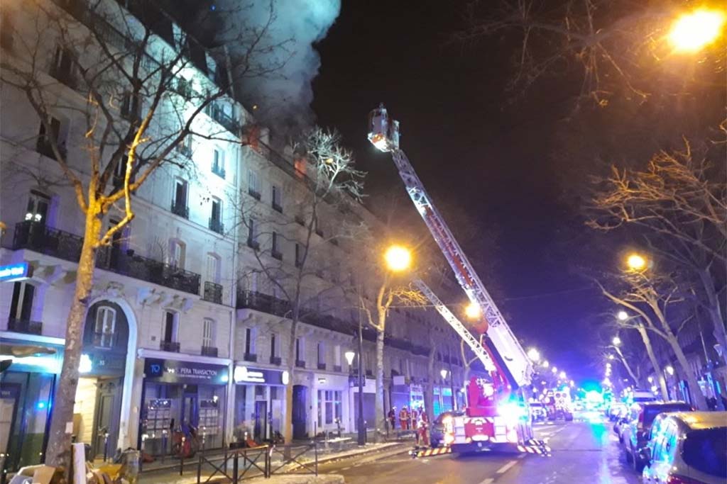 Paris : Deux morts et quatre blessés dans un important incendie d'appartement