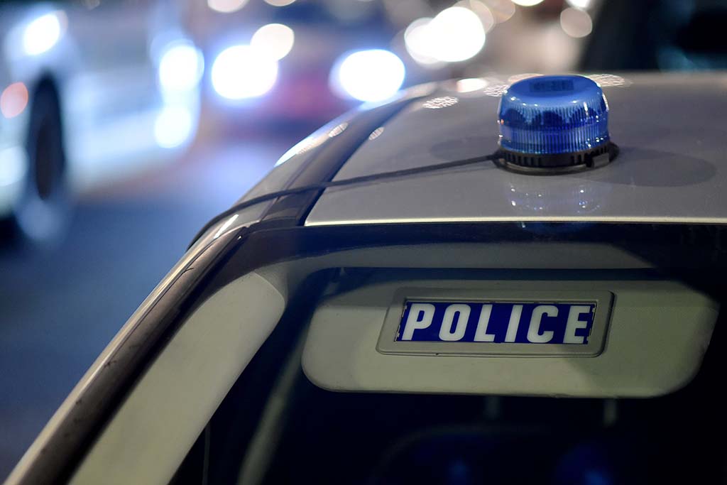 Lyon : Le chauffard conduisait une voiture volée, un policier renversé et blessé