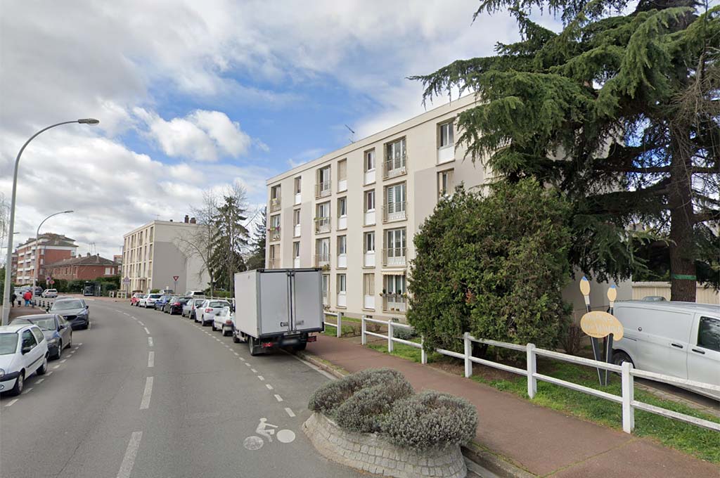 Saint-Étienne : Un bébé de 18 mois chute du 4ème étage et s'en sort presque indemne