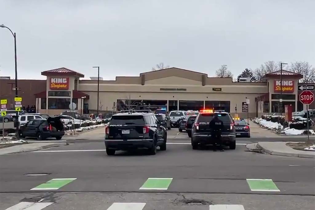Colorado : Un homme ouvre le feu dans un supermarché à Boulder, 10 morts dont un policier