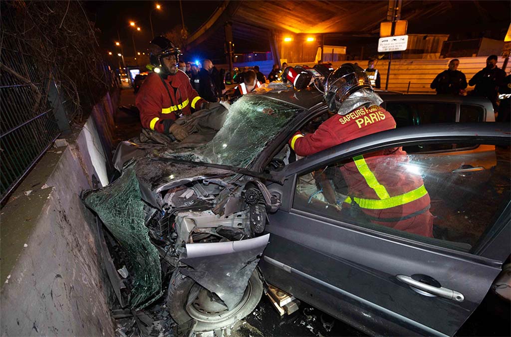 Saint-Denis : Le chauffard percute un mur après un refus d'obtempérer, quatre blessés graves