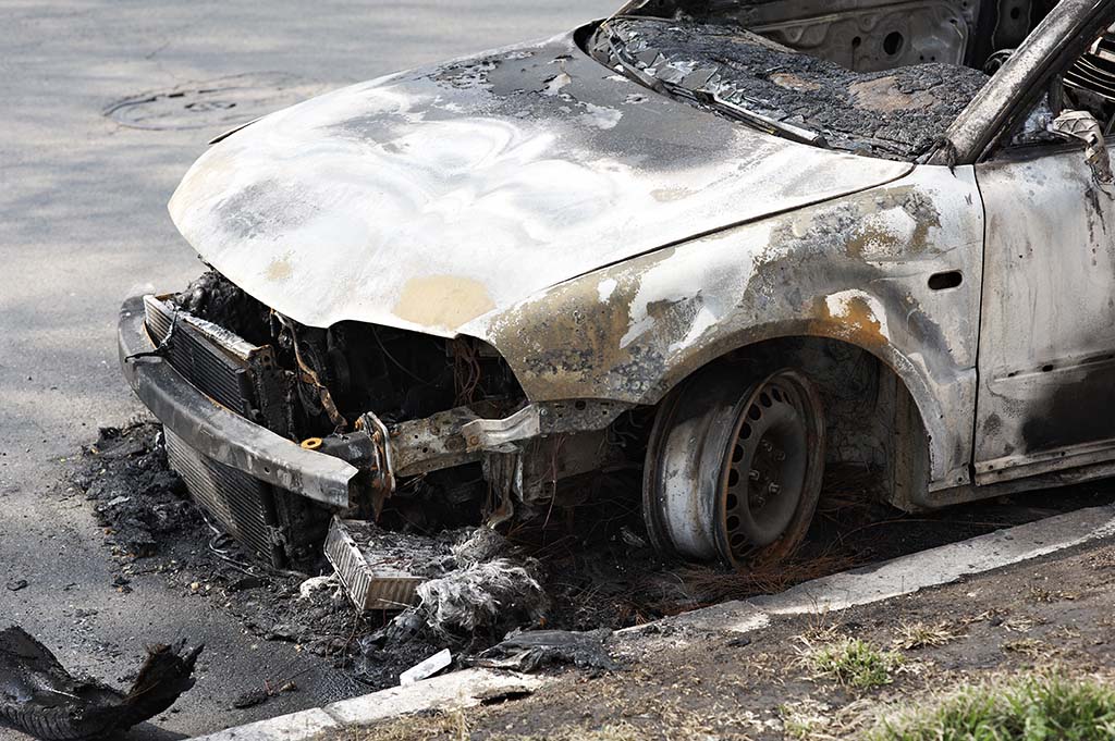 Dijon : Trois enfants de 10 et 11 ans incendient une voiture en stationnement