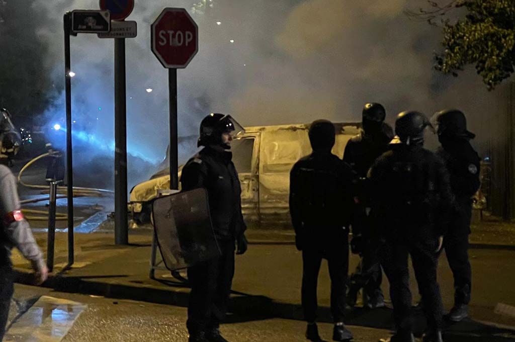Violences urbaines à Argenteuil : tirs de mortiers d'artifice et jets de cocktails Molotov sur les policiers