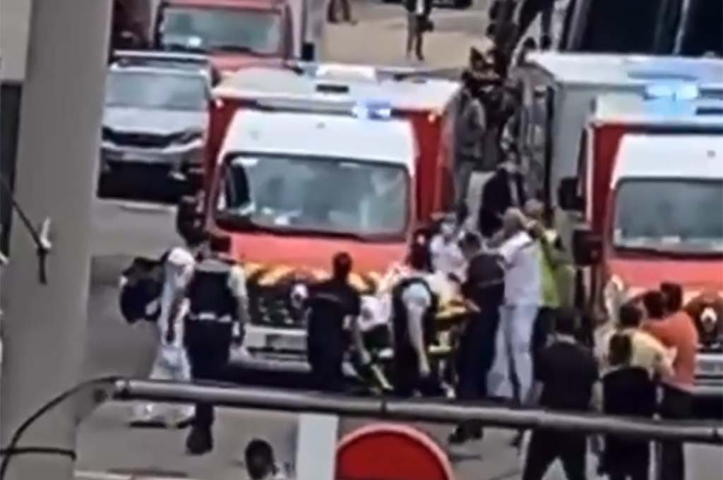 Deux vendeurs poignardés au centre commercial de Claye-Souilly : un mort et un blessé grave