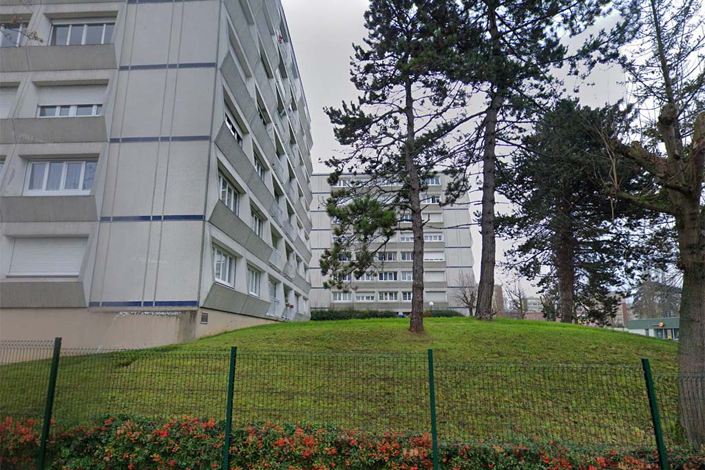 Metz : Une bombe explose dans un immeuble et détruit les portes de quatre appartements