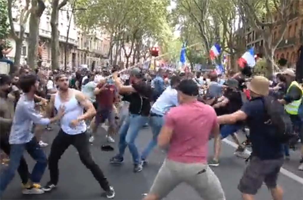 Toulouse : VIDÉO. Violente rixe durant la manifestation contre le pass sanitaire