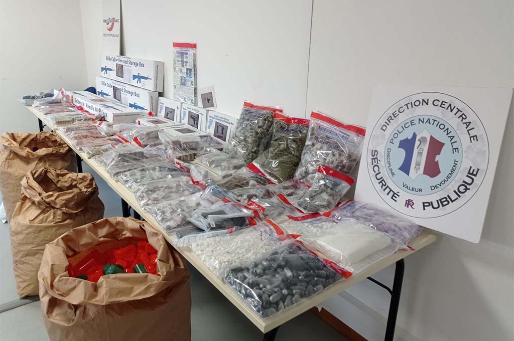 Nîmes : Cannabis, cocaïne, ecstasy et une dizaine d'armes à feu saisis, deux hommes écroués