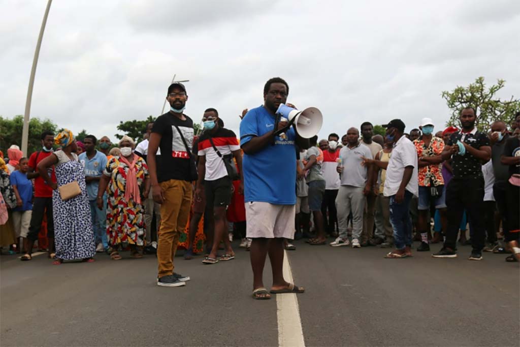 Mayotte : Des habitants bloquent les routes pour protester contre une flambée de violences