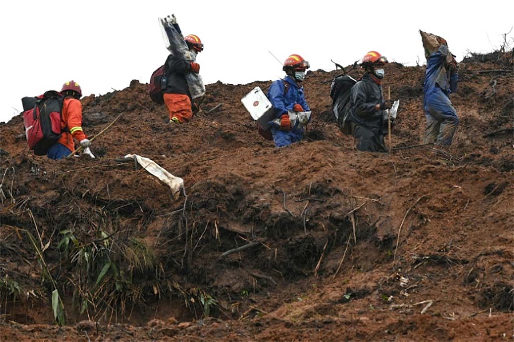 Crash d'un Boeing 737 de la China Eastern : la deuxième boîte noire retrouvée