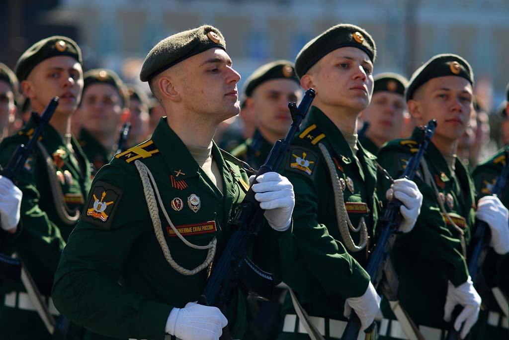 Guerre en Ukraine : Les soldats russes accusés de viols par le ministre des Affaires étrangères ukrainien