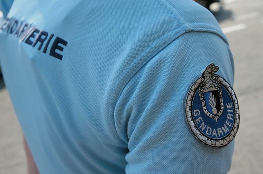 Refus d'obtempérer en Gironde : le suspect reconnaît avoir percuté le gendarme qui est grièvement blessé