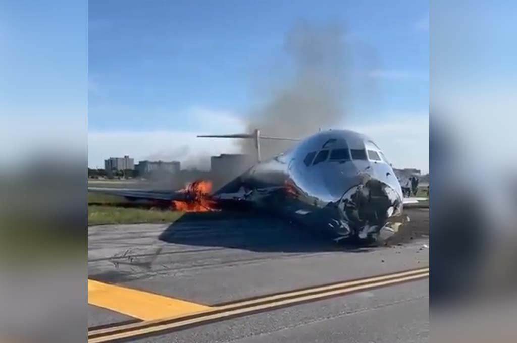 Un avion prend feu lors de son atterrissage à Miami, trois blessés