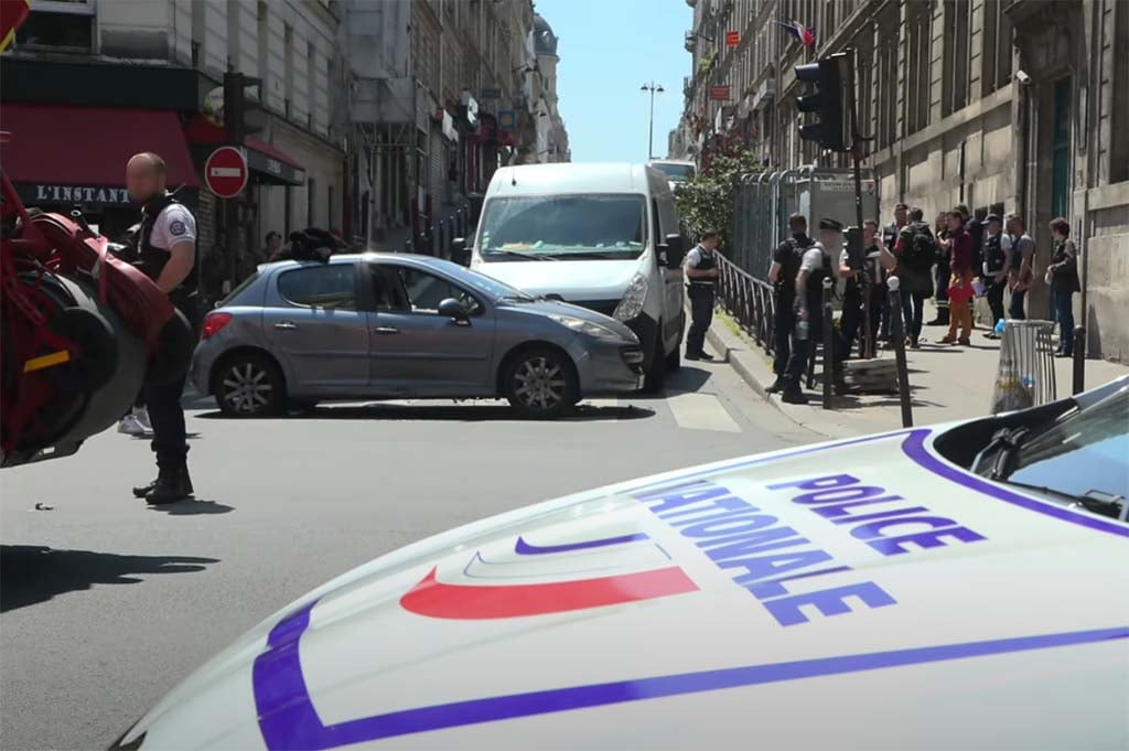 Refus d'obtempérer à Paris : le chauffard brièvement placé en garde à vue pour «tentative d’homicide»