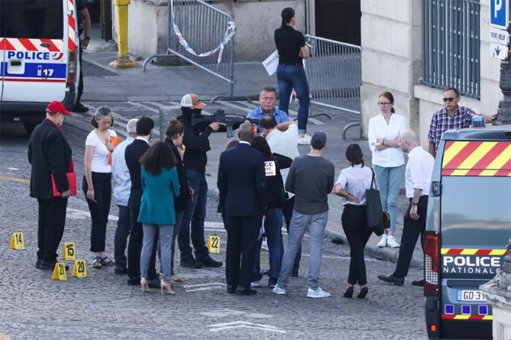 Deux morts lors d'un refus d'obtempérer sur le Pont-Neuf à Paris : début d'une reconstitution sur les lieux du drame