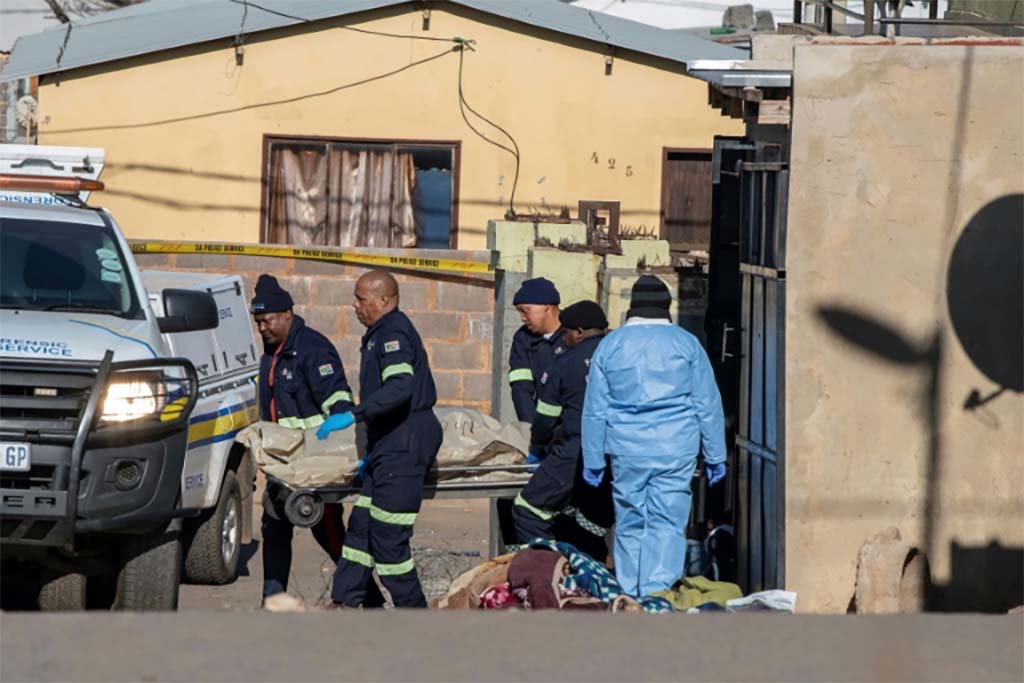 Afrique du Sud : Des hommes ouvrent le feu dans des bars, 19 morts