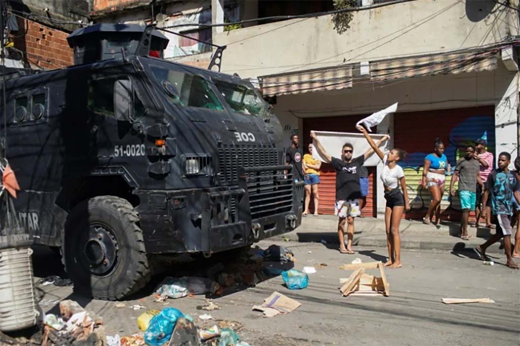 Brésil : 18 morts lors d'une vaste opération de police dans une favela de Rio de Janeiro