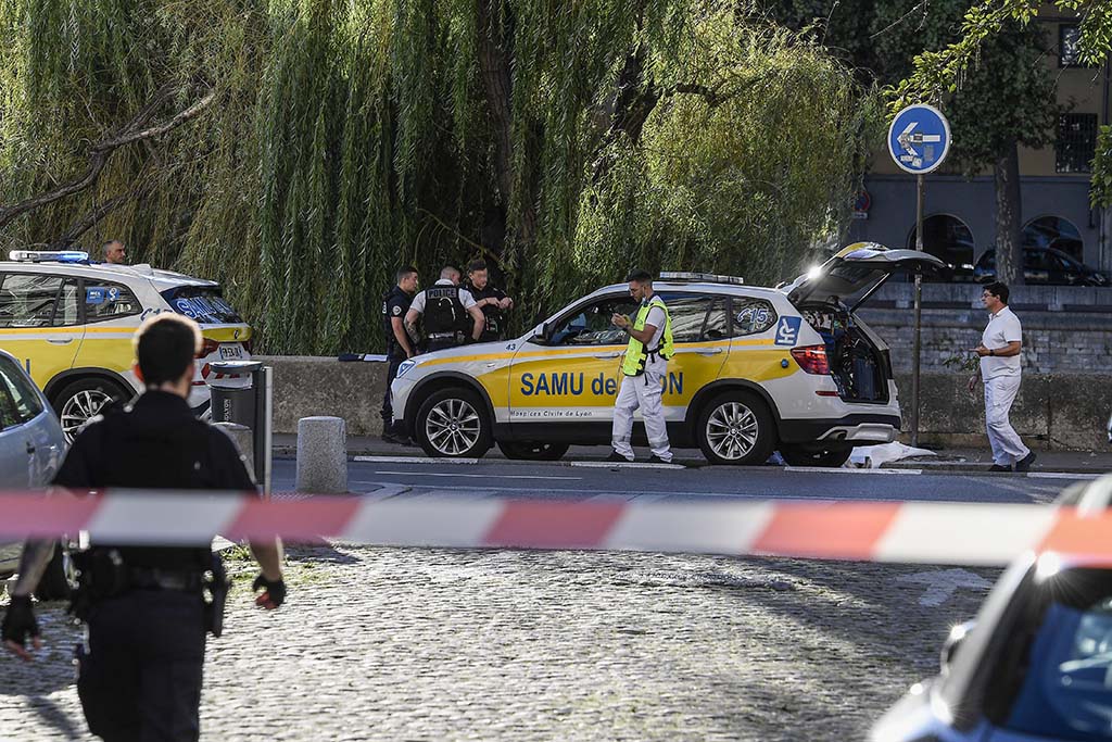 Deux ados à trottinette tués dans un accident à Lyon : le conducteur avait déjà commis 28 infractions routières