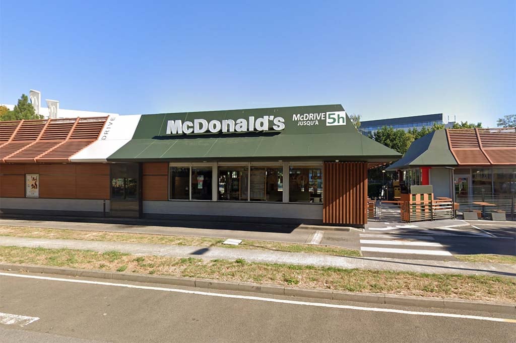 Yvelines : Un client du McDonald's poignardé par des livreurs à Vélizy
