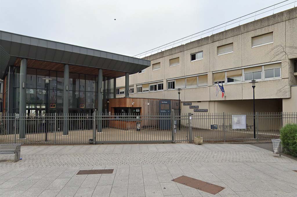 «On va lui faire une Samuel Paty» : un professeur de lycée menacé de mort à Évry