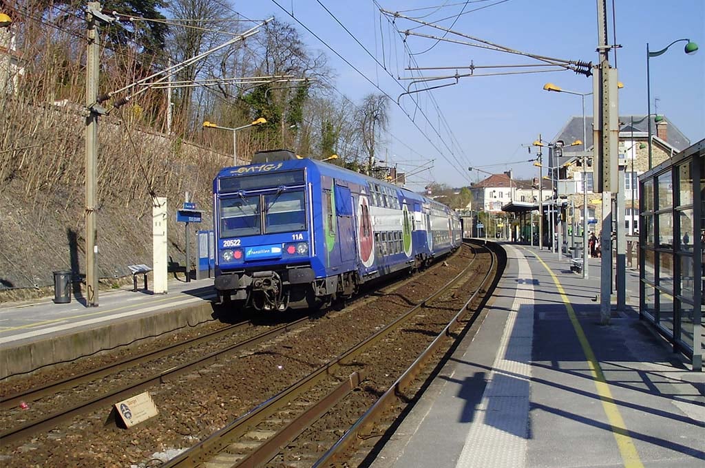 Seine-et-Marne : Poignardé à trois reprises après avoir reproché à un groupe de fumer dans le train