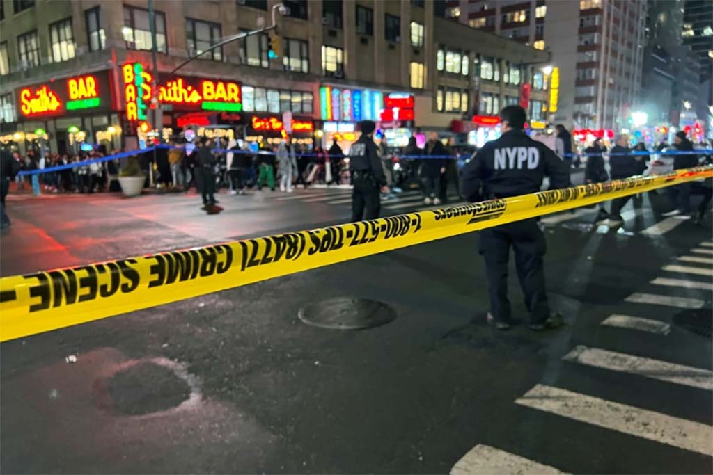 Un jeune homme tué par balle près de Times Square, au cœur de New York