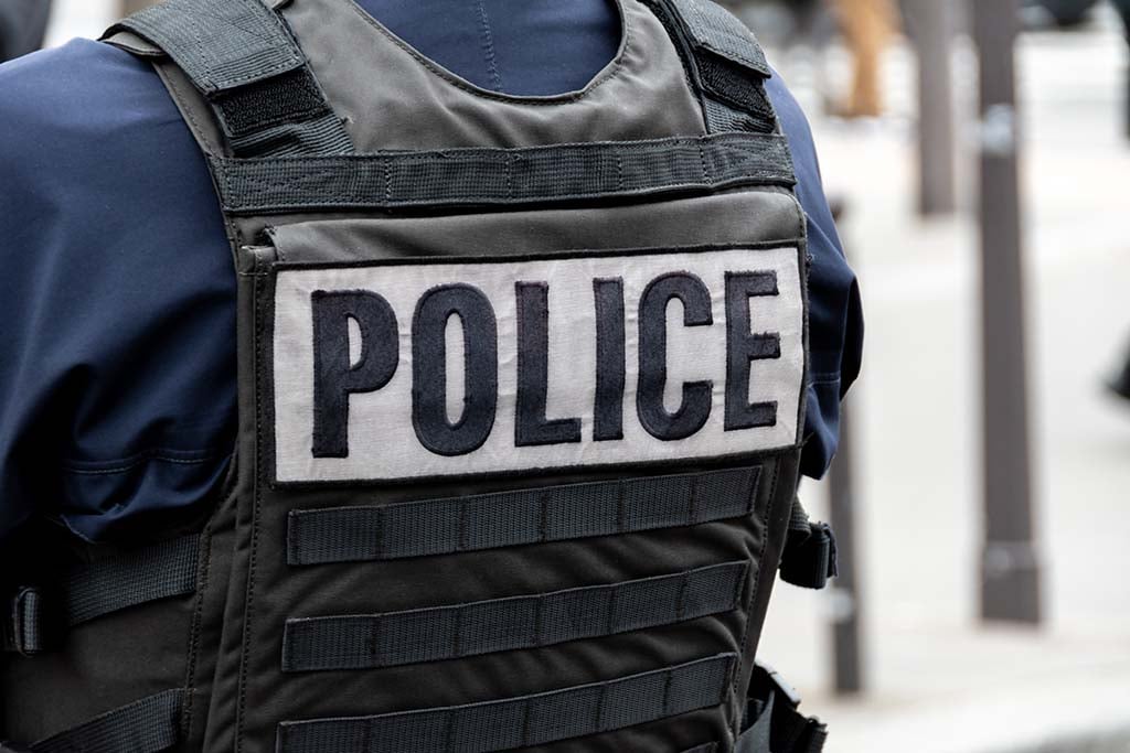 Refus d'obtempérer à Saint-Denis : un policier percuté et sérieusement blessé