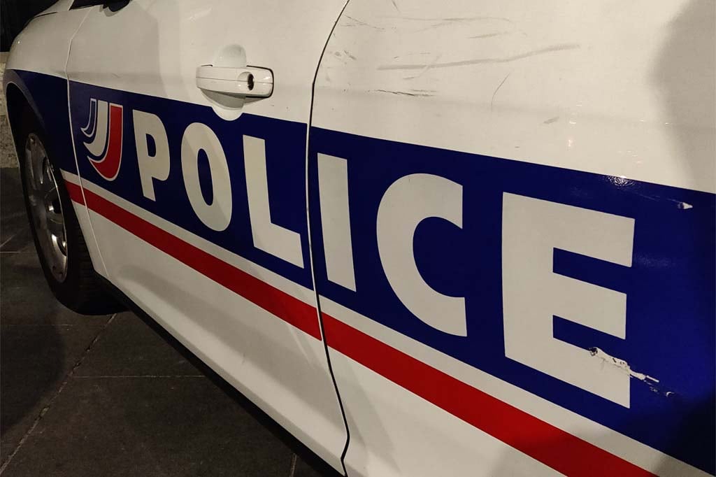 Charleville-Mézières : Drogué et sans permis, il refuse d'obtempérer et percute une voiture de police